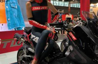 Italjet Dragster 700 Twin: Hyper Scooter Ý định nghĩa lại phong cách Urban Superbike