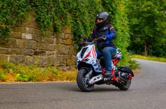 Italjet Dragster 300 Gresini Edition: Xe tay ga thể thao cao cấp đậm chất MotoGP cho người mê cảm giác lái