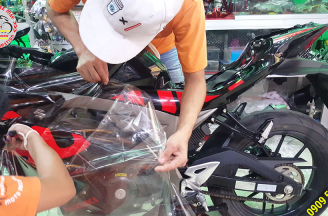 Dán keo xe giá rẻ quận 11, quận 8: Chất lượng cao, bảo hành lâu dài