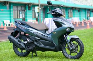 Nên Dán Keo Xe Bảo Vệ - Lợi Ích và Cách Thực Hiện