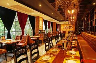 Top 15 quán ăn hẹn hò ở tphcm cho cặp đôi